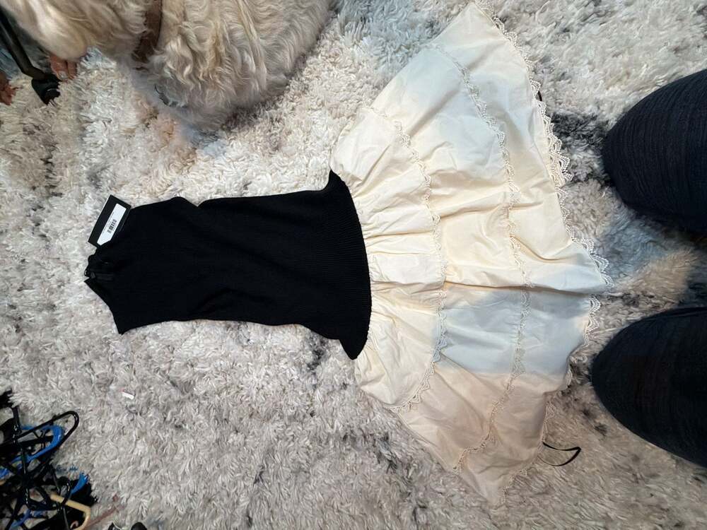 En Saison The Meredith Tiers Romper